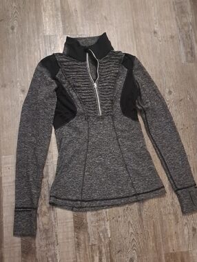 lululemon athletica Gray and Black Quarter-Zip Jacket
